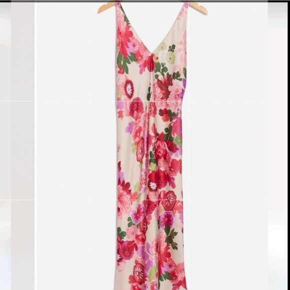 Natori Sofia Matte Satin Night Gown - Picture 6 of 8